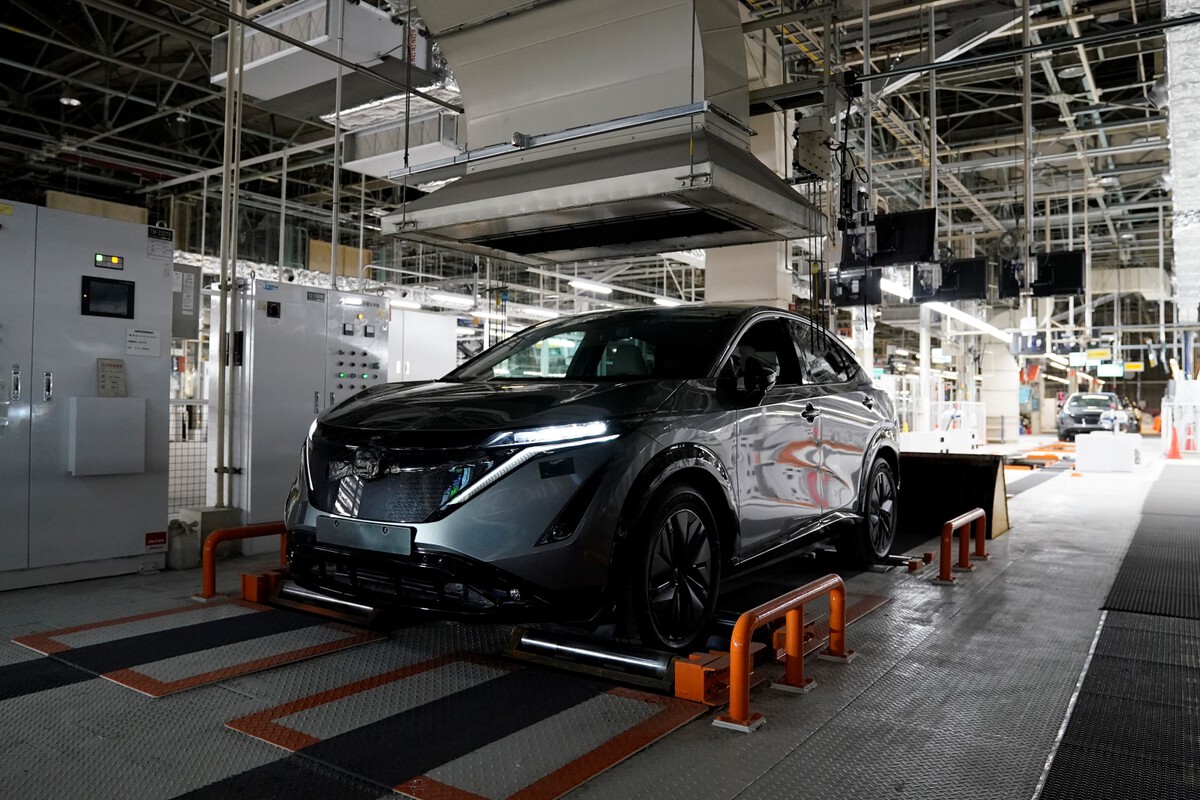 Nissan ya evalúa cerrar plantas en México