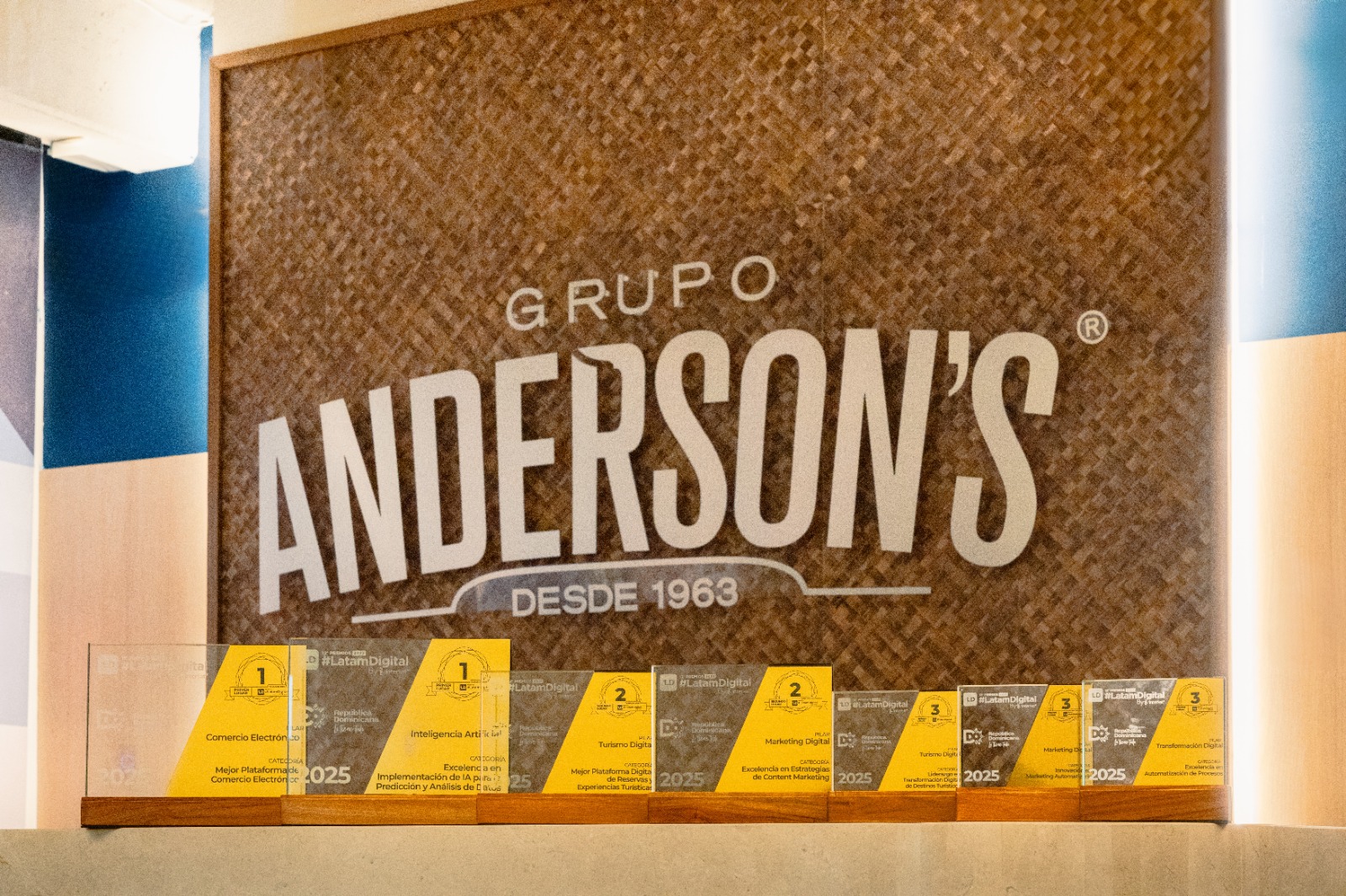Grupo Anderson’s se lleva 7 premios en LATAM 2025 y confirma su liderazgo digital