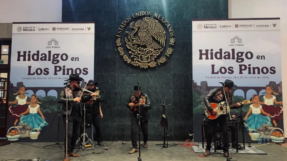Hidalgo lleva riqueza cultural a Los Pinos