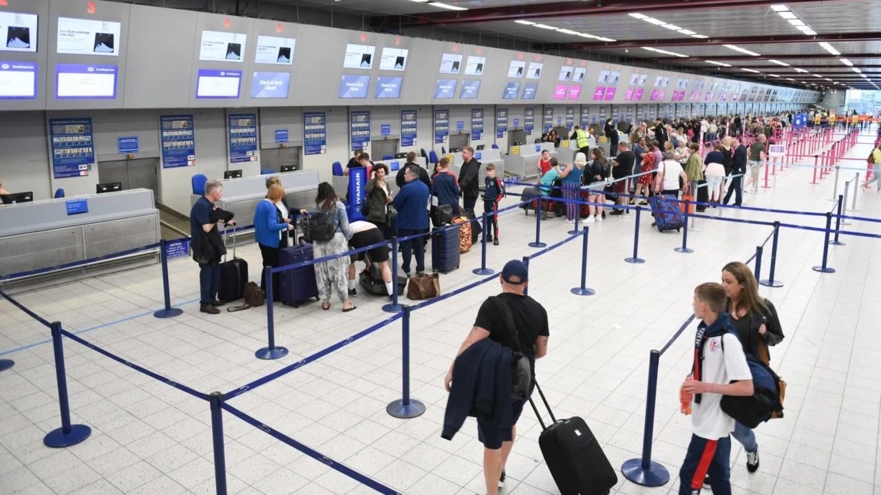 México registra 11 millones de turistas extranjeros vía aérea en primer semestre de 2025