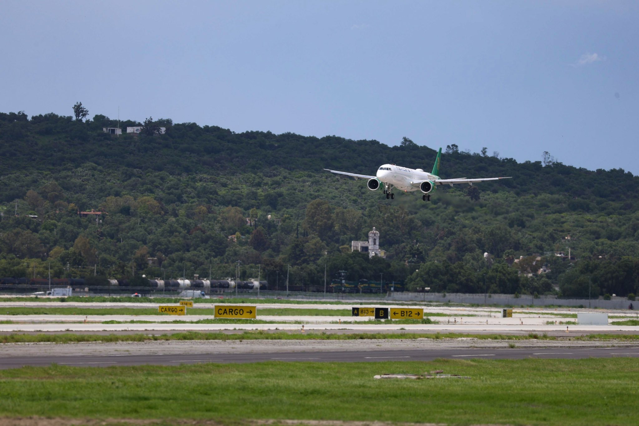 Cancelación de rutas aéreas en Estados Unidos impactará al turismo mexicano: Concanaco