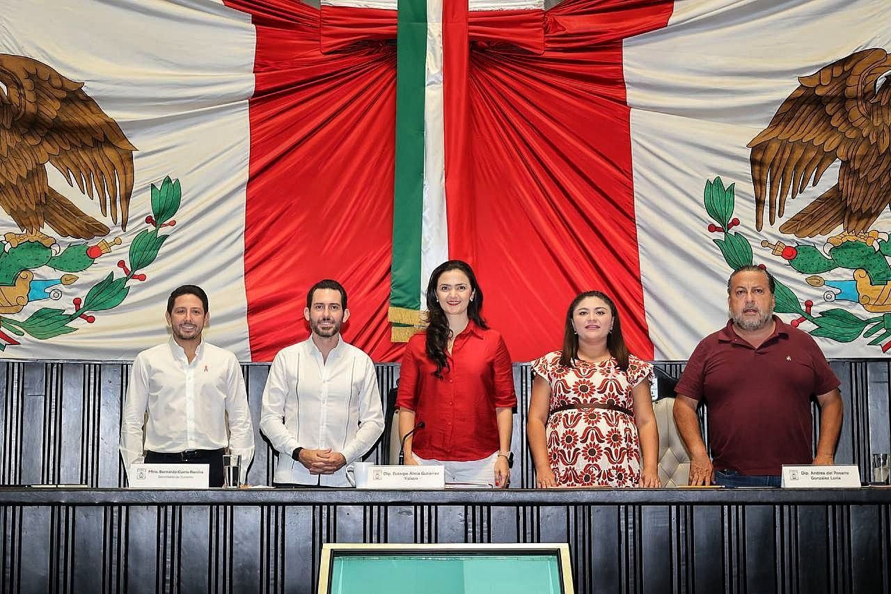 Presenta SEDETUR resultados ante el Congreso del Estado en Quintana Roo