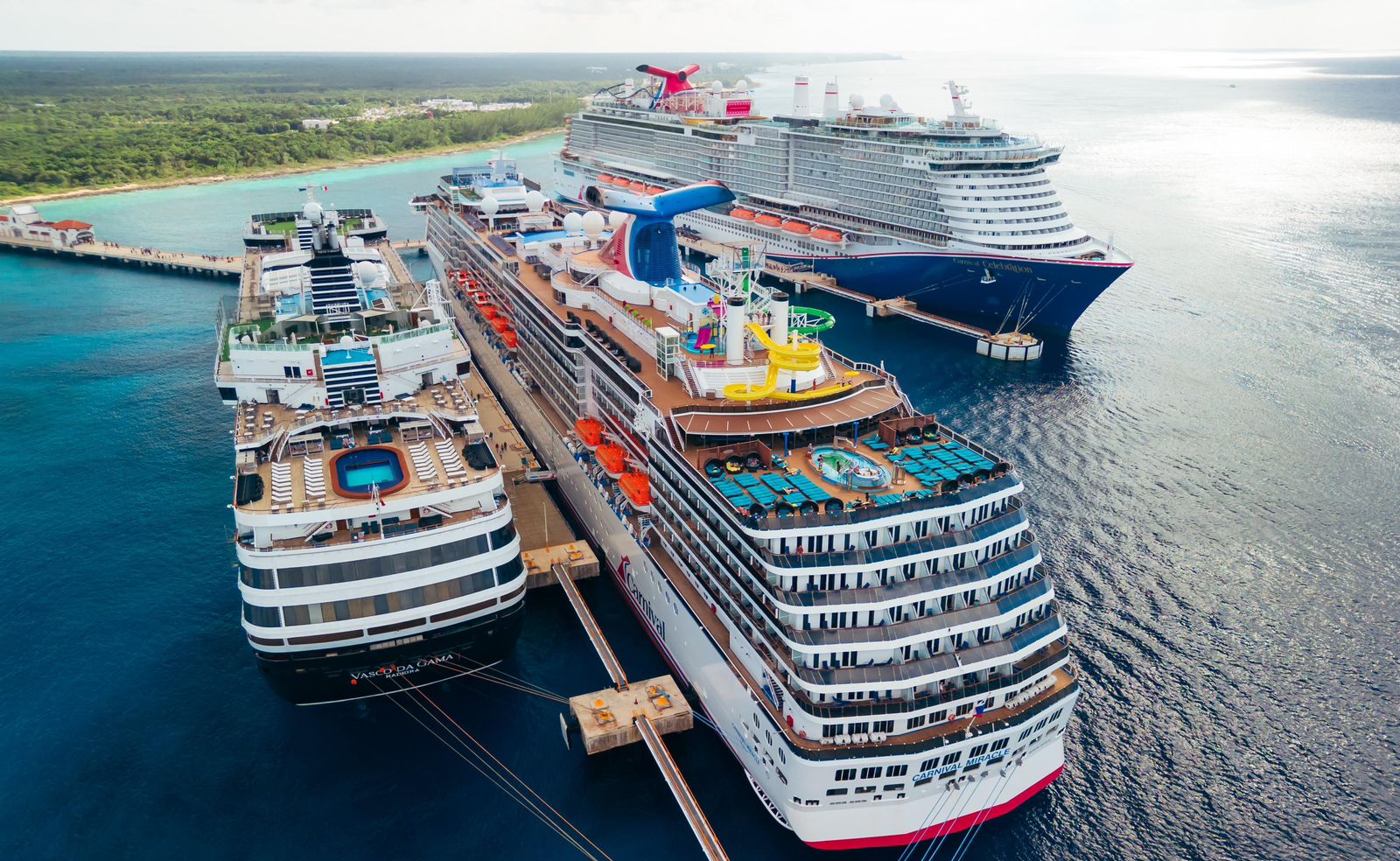 Quintana Roo rompe récords en cruceros y operaciones aéreas: Mara Lezama