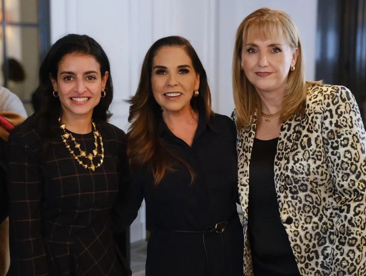 Mara Lezama, ONU Turismo, y Gloria Guevara, presidenta del WTTC, en mesa turística de alto nivel