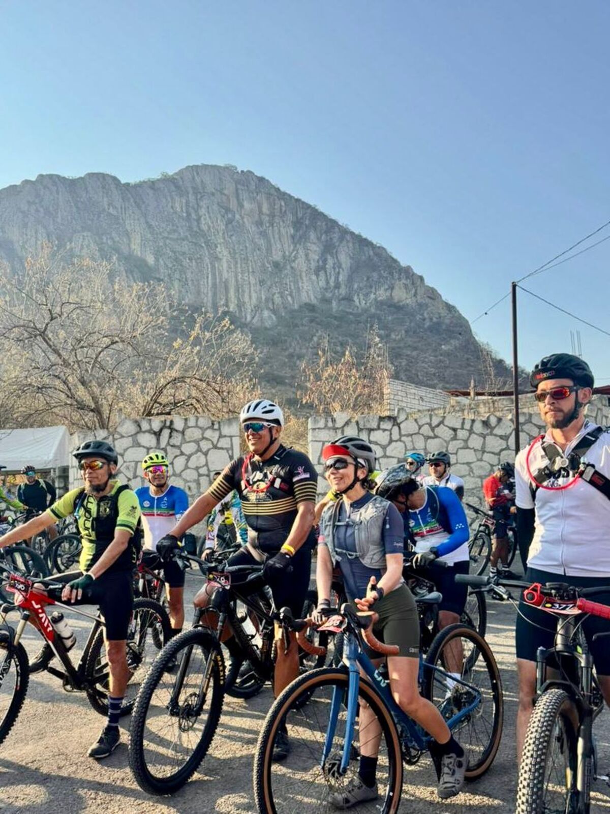 Chalcatzingo se consolida como epicentro del ciclismo con el Reto Túneles en Morelos