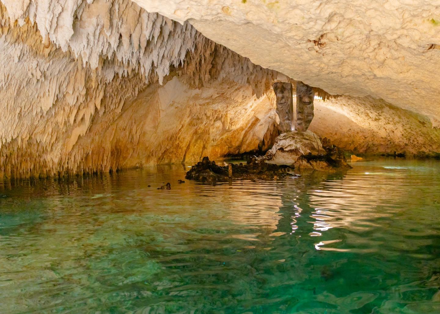 Cenote Puerta al Cielo en Tulum