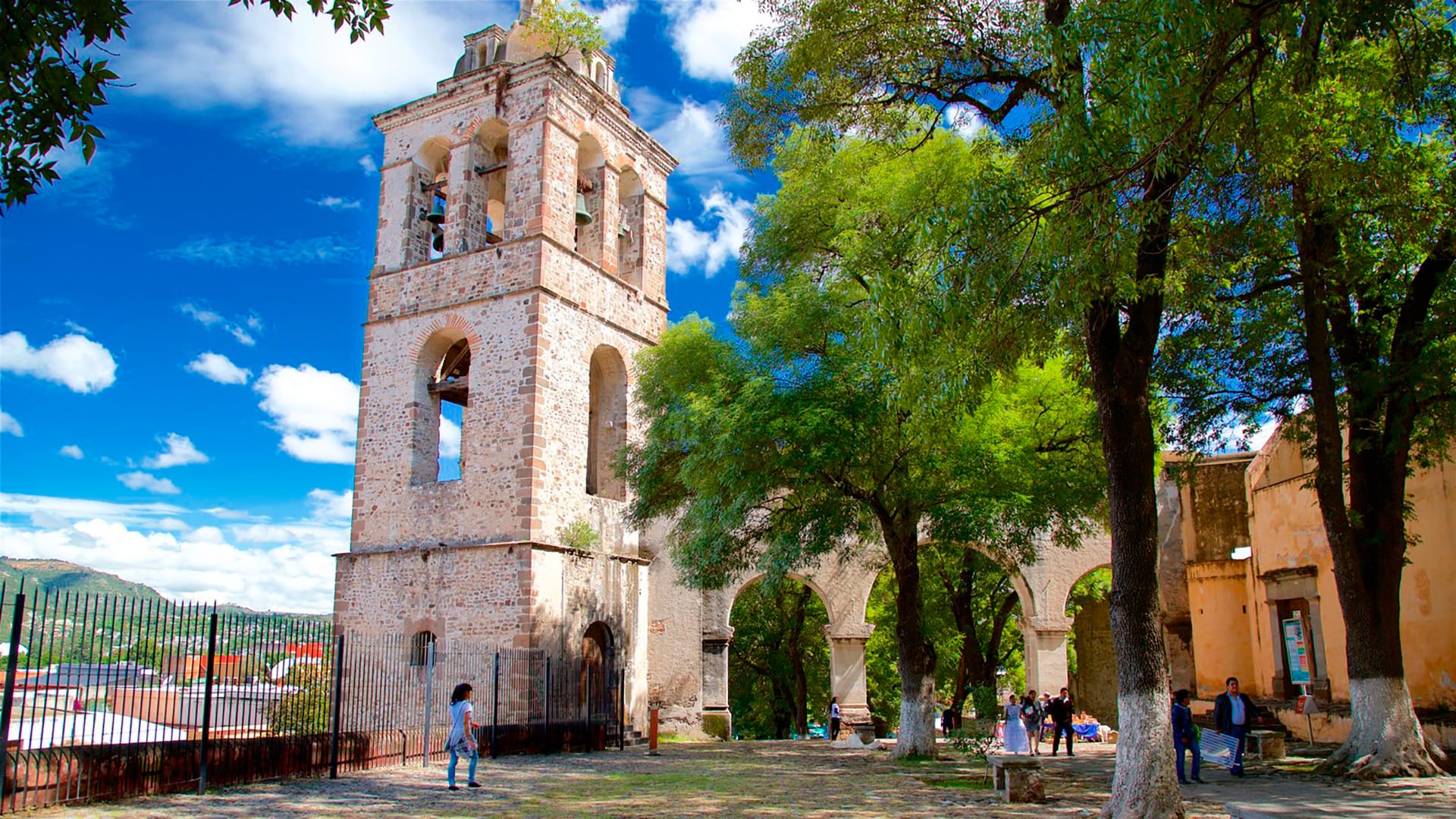 Tlaxcala se consolida como potencia turística con temporada de luciérnagas 2025