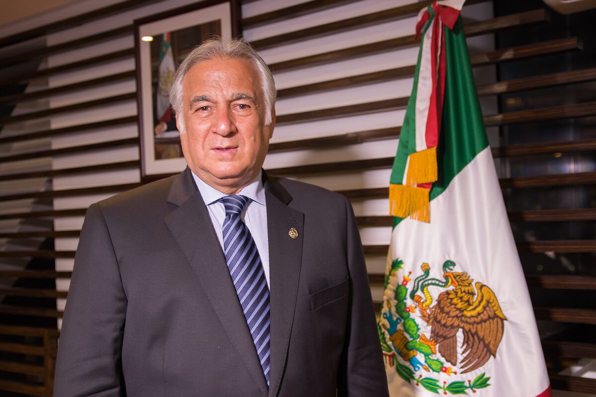 UAEMéx recibe a Miguel Torruco para analizar el futuro del turismo en México