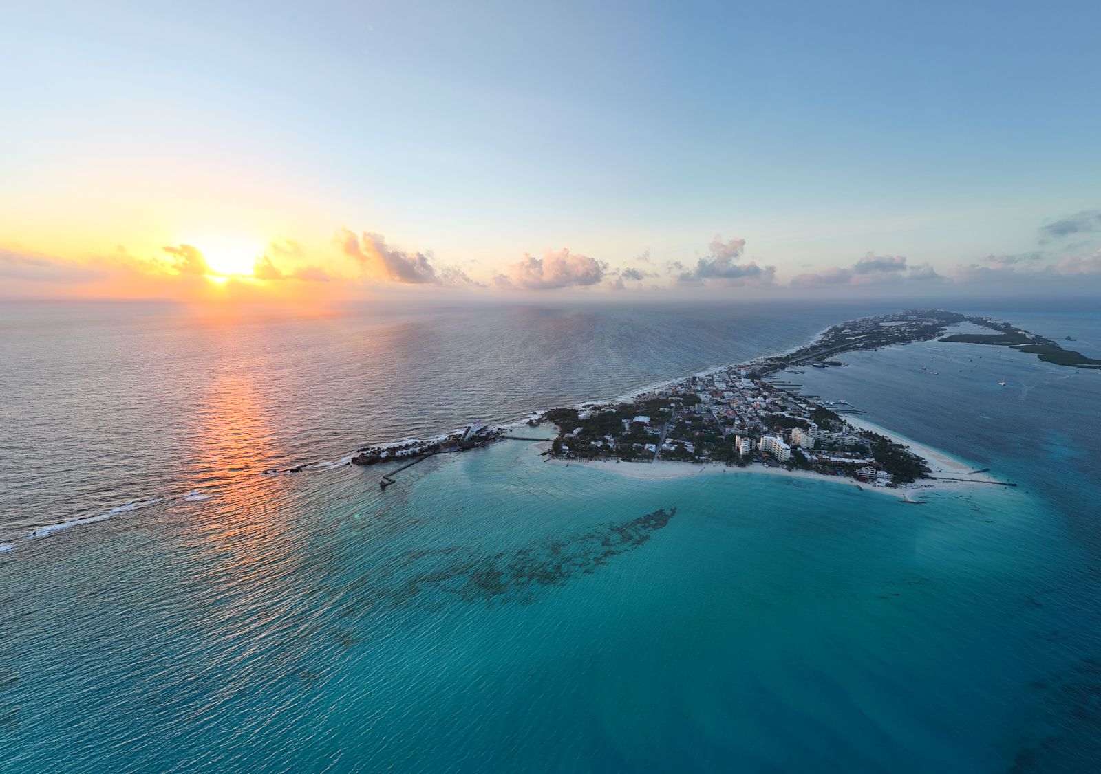 Isla Mujeres refrenda su liderazgo turístico internacional con cuatro nominaciones en los World Travel Awards