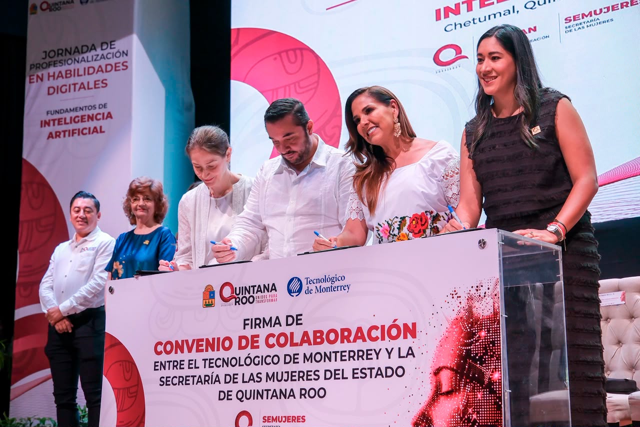 Se capacitan en Inteligencia Artificial a más de 500 servidores públicos de Quintana Roo
