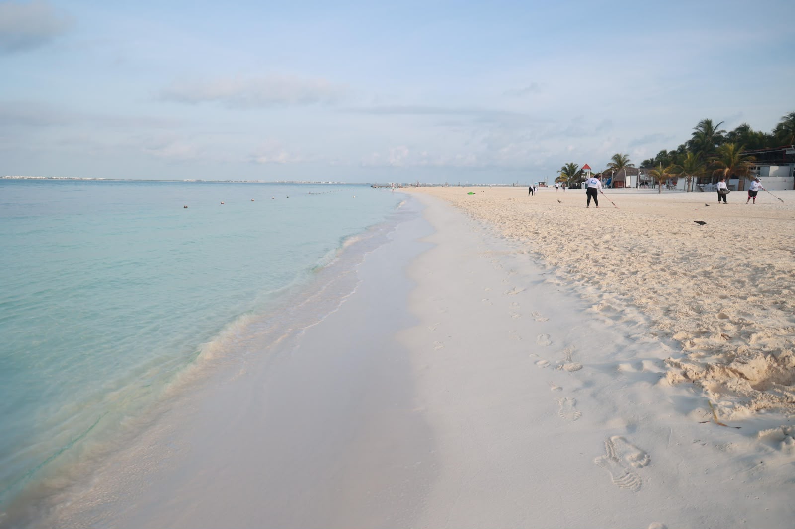 Isla Mujeres se prepara para izar por quinto año consecutivo la bandera Blue Flag en Playa Centro y Playa Norte